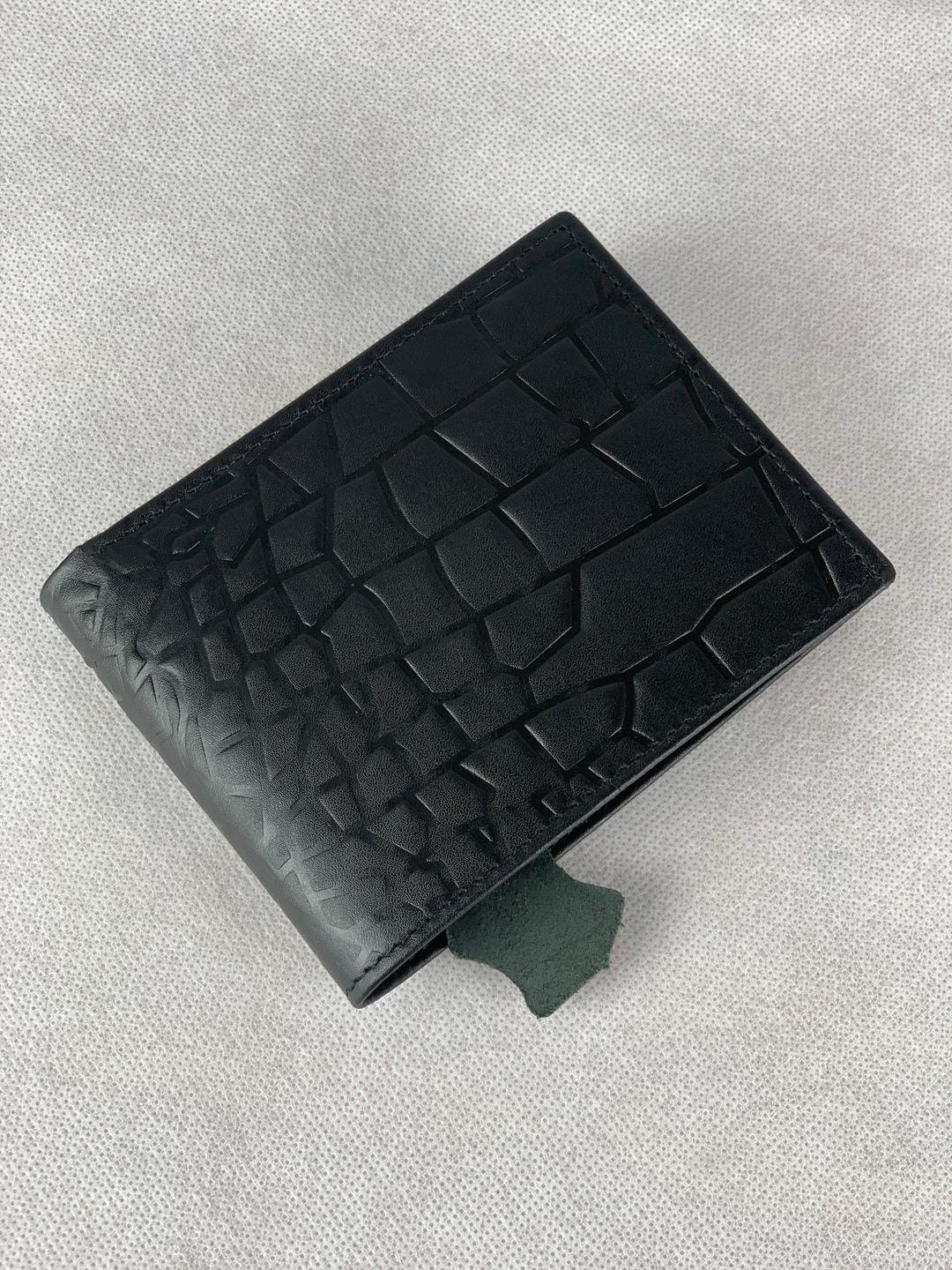 Stylish Men's Leather Bi-Fold Wallete | Pocket Friendly Size | 1 Pc