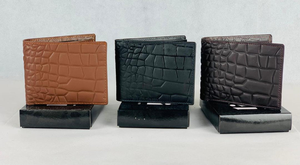 Stylish Men's Leather Bi-Fold Wallete | Pocket Friendly Size | 1 Pc