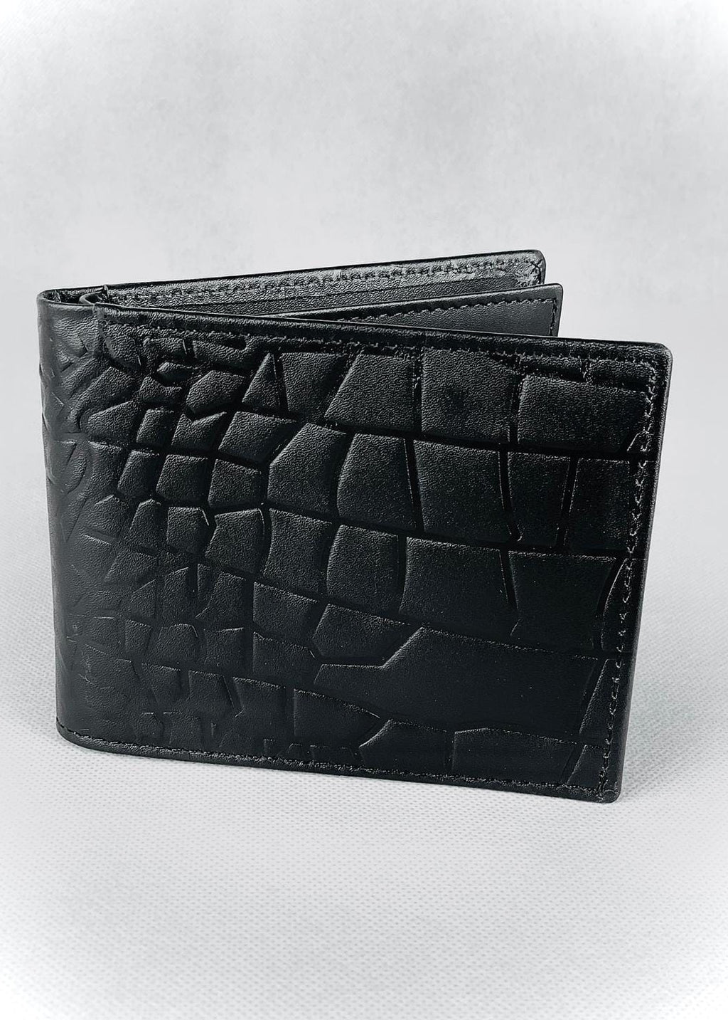 Stylish Men's Leather Bi-Fold Wallete | Pocket Friendly Size | 1 Pc