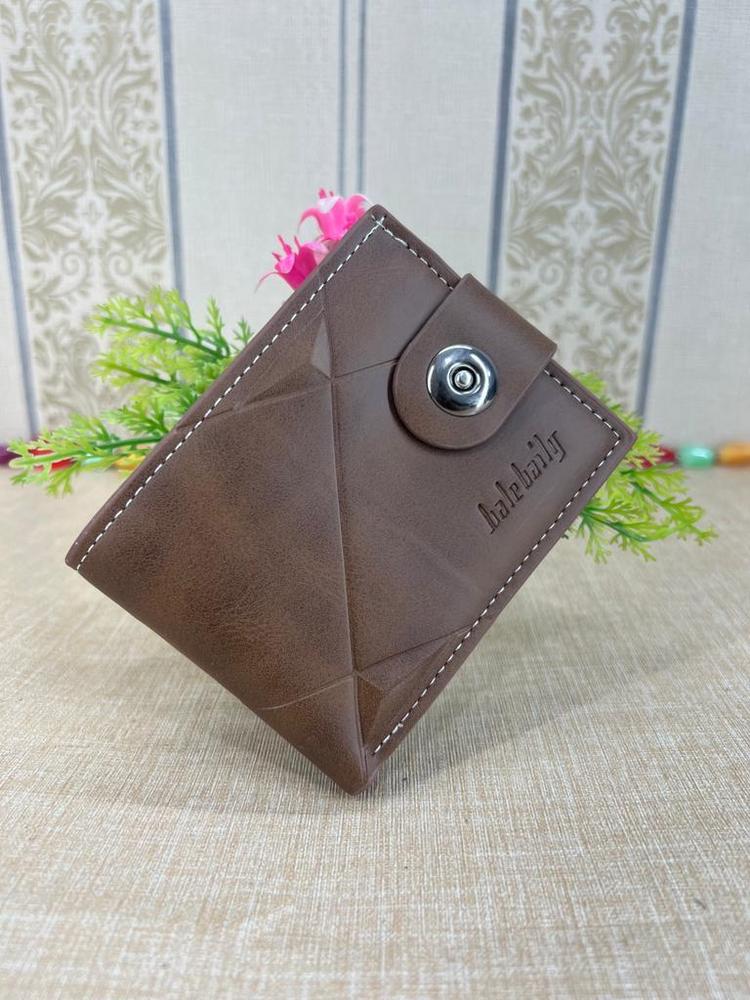 Men's Leather Textured Bifold Wallet