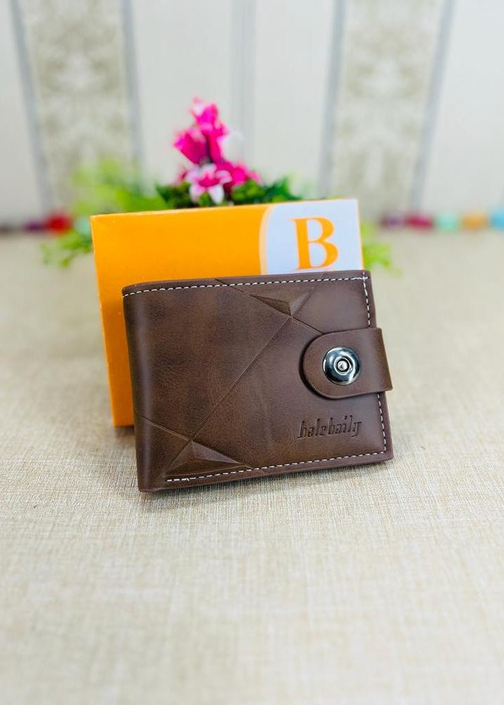 Men's Leather Textured Bifold Wallet