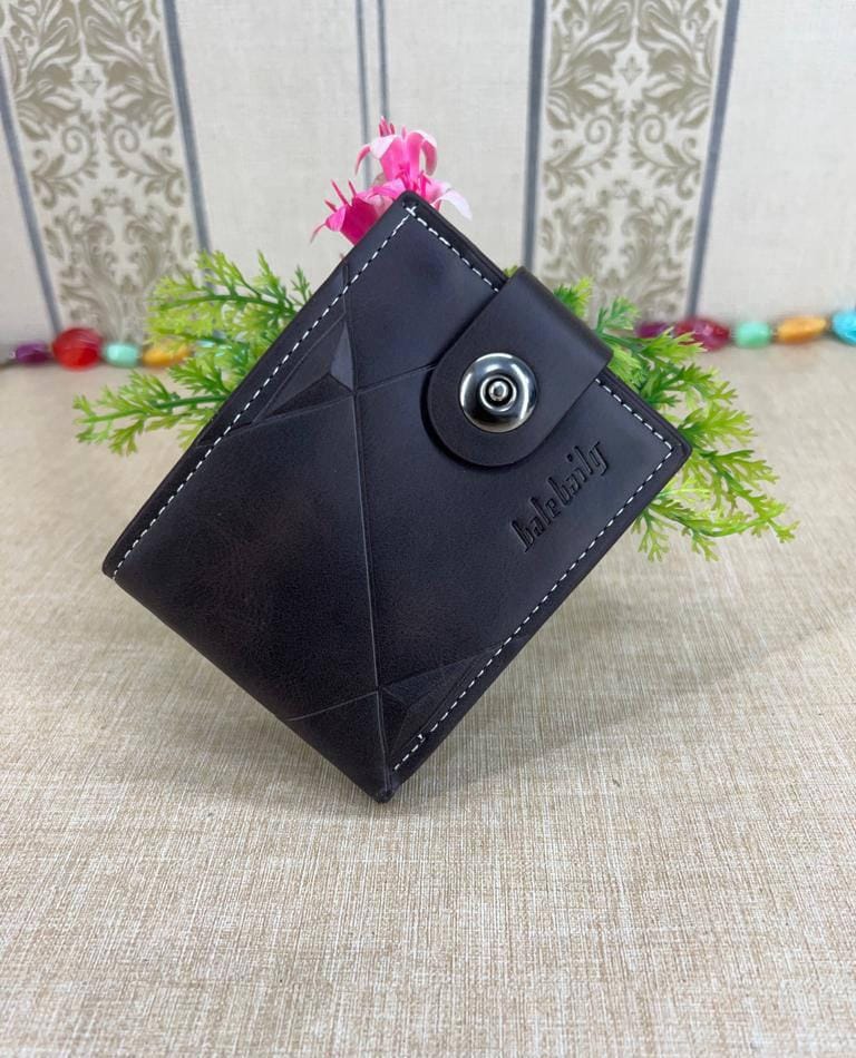 Men's Leather Textured Bifold Wallet